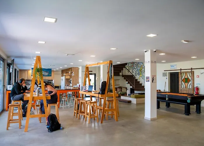 A Pousada Wot Ericeira Surf Social
