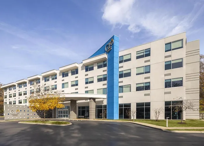 Glo Best Western Nashville Airport