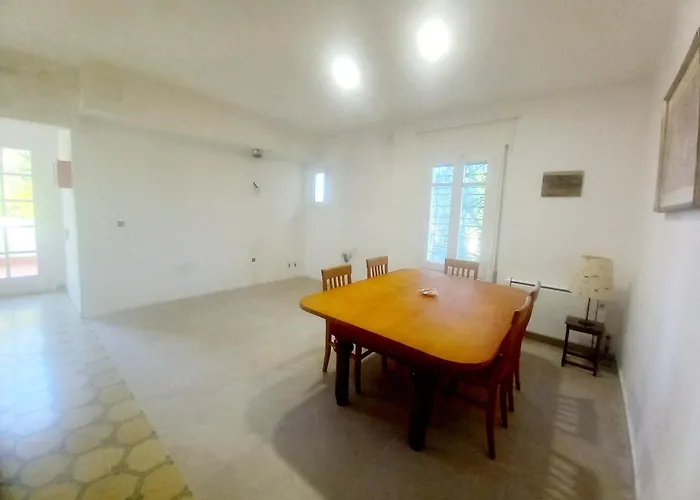 Apartments In Villa Isabel