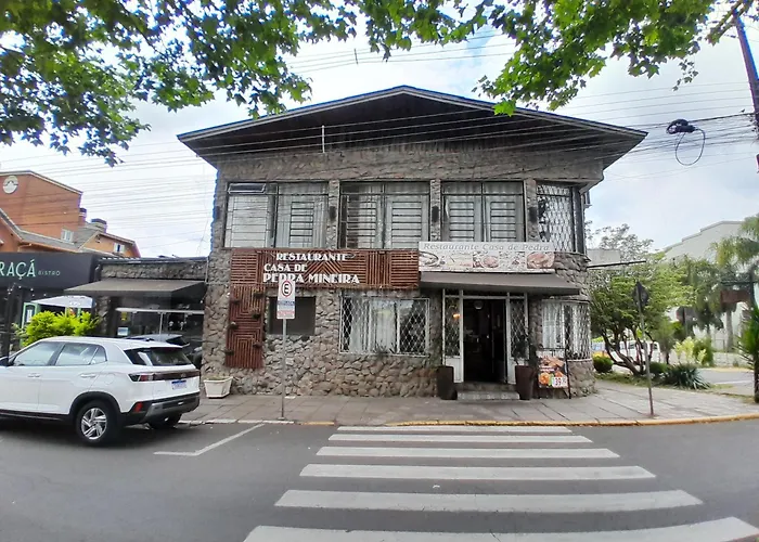 Casa De Pedra Mineira Hotel Canela