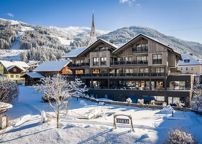 The Matthew - Copper Lodge Wagrain