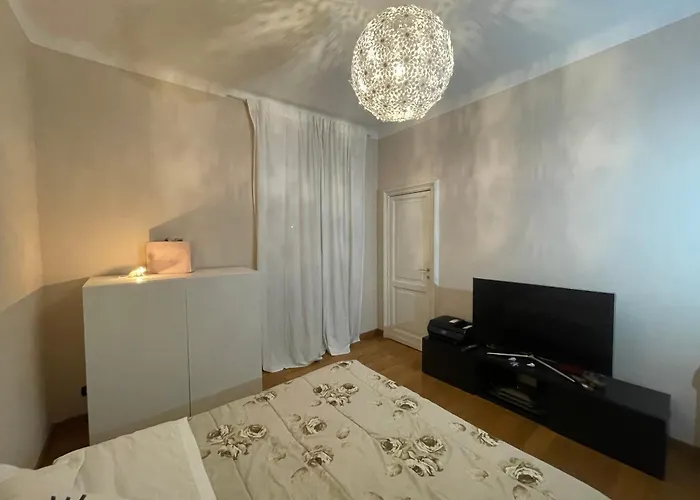 Paradise Suites - Brignole Station - Best Price Rooms - Always Open