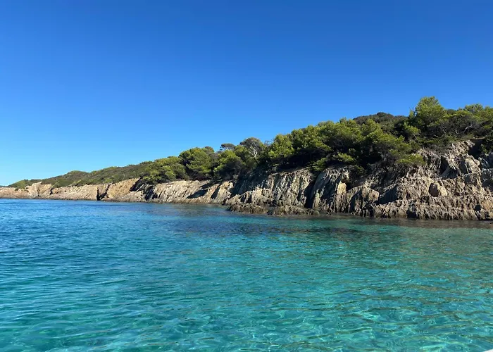 VILLA VUE MER sur la presqu'ile de GIENS Hyères Privée