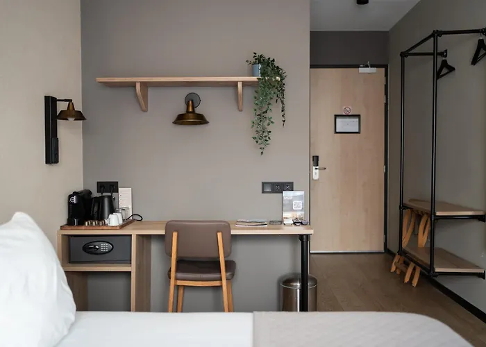 Hotel Emilia