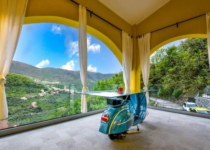 Vespa Apartments Moneglia
