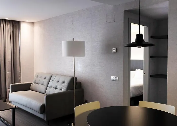 Hg City Suites Barcelona Apartments