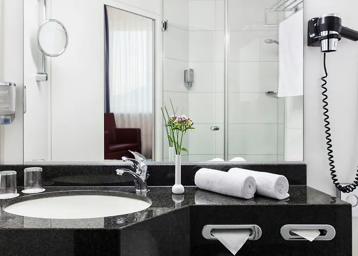 Hotel Erfurt City Center By Leonardo Hotels