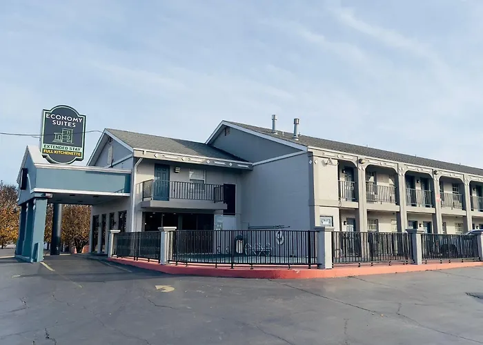 Economy Suites Fairgrounds