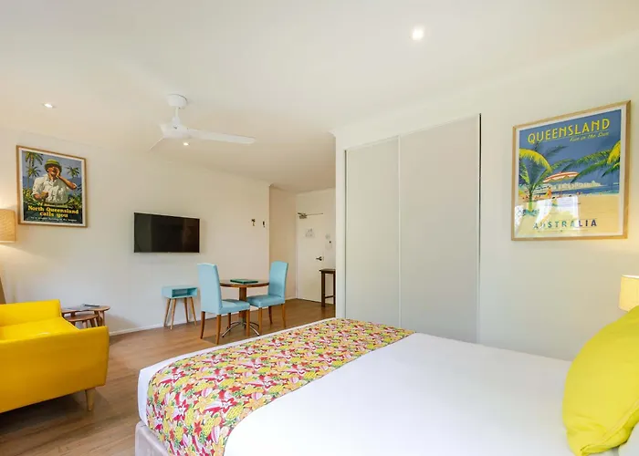 Port Douglas Motel