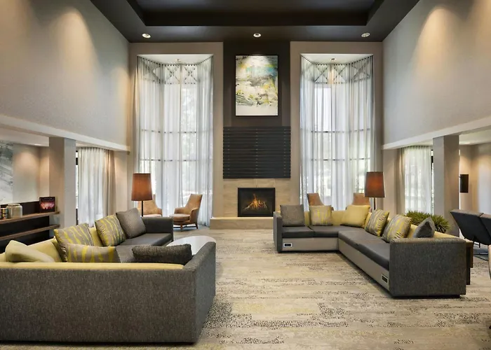Courtyard By Marriott Springfield Airport