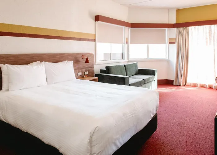 Statesman Hotel Canberra