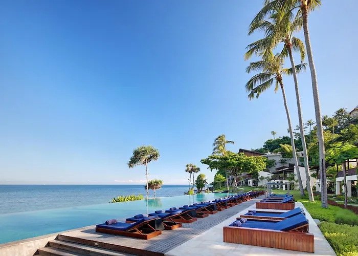 Boutique Katamaran Hotel & Resort Lombok Senggigi