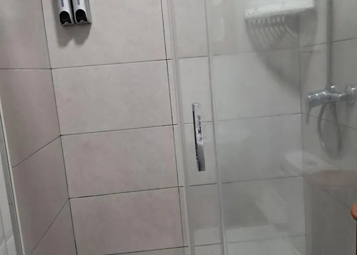 El Privado Casa Elena Cangas de Onis con WiFi y parking gratuito