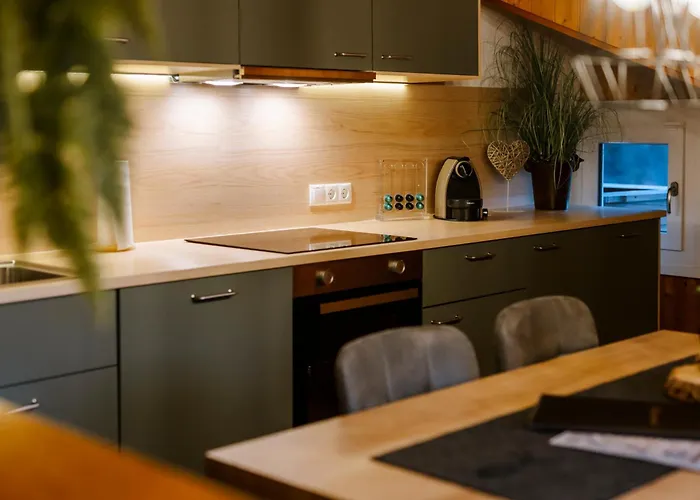 Ferienwohnung Haus Tisch Schruns
