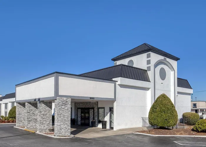 Best Western Greensboro Coliseum Inn