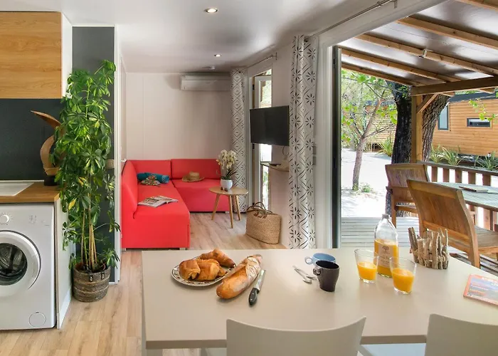 Vic'S Land Holidays Grimaud