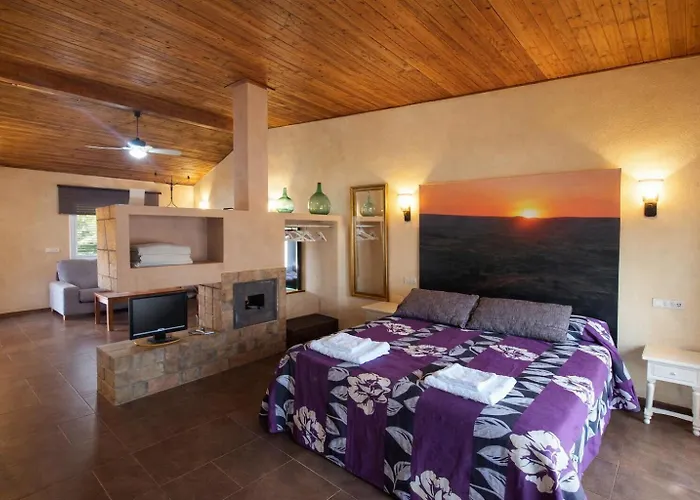 Casas Rurales Los Cortijos Alcaraz con Piscina