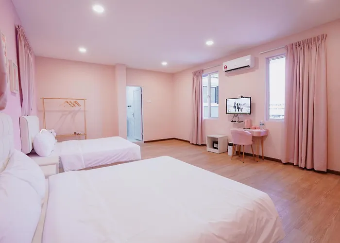 Pink Cabana Hotel