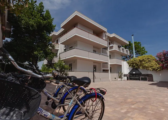 Claudia Residence
