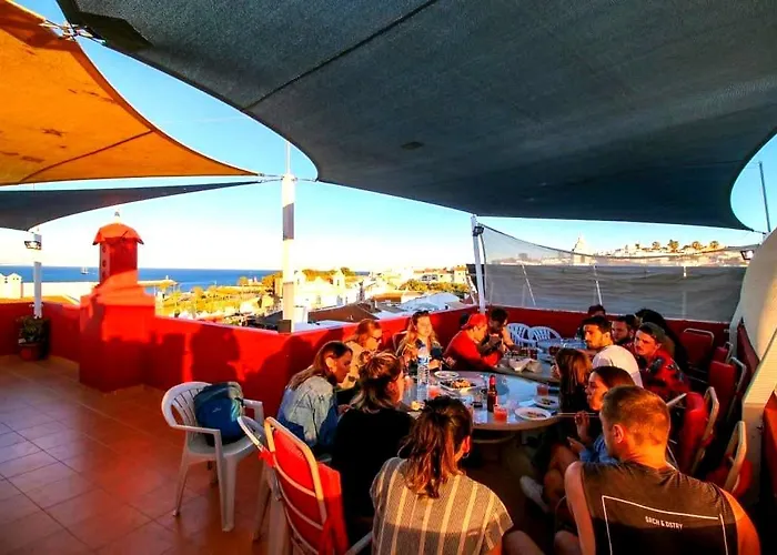 Cloud 9 Hostel