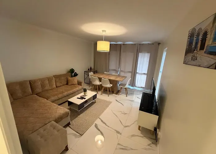Bel Appartement spacieux T4 avec 2 Parkings privée Gratuit Saint-Priest 
