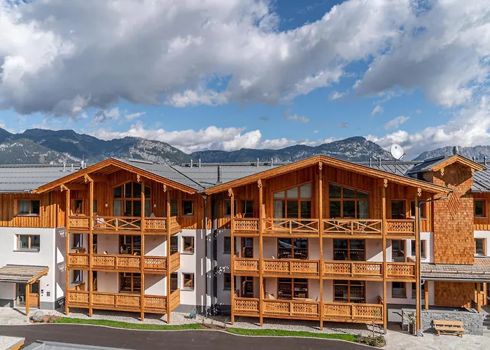 Skylodge Alpine Homes