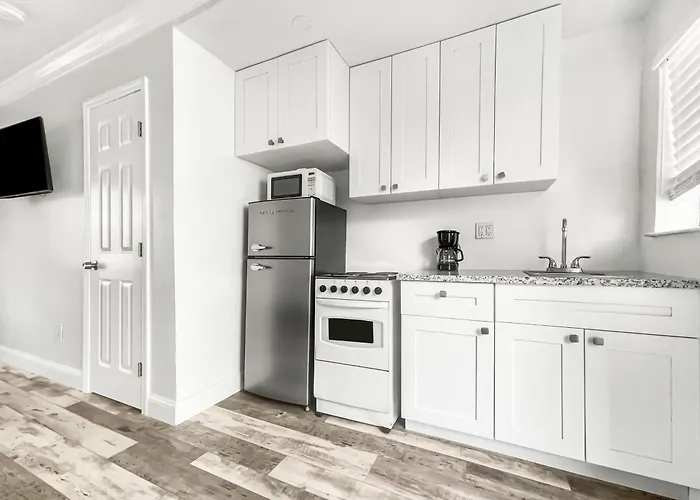 Neptune Oceanfront Rentals Hollywood