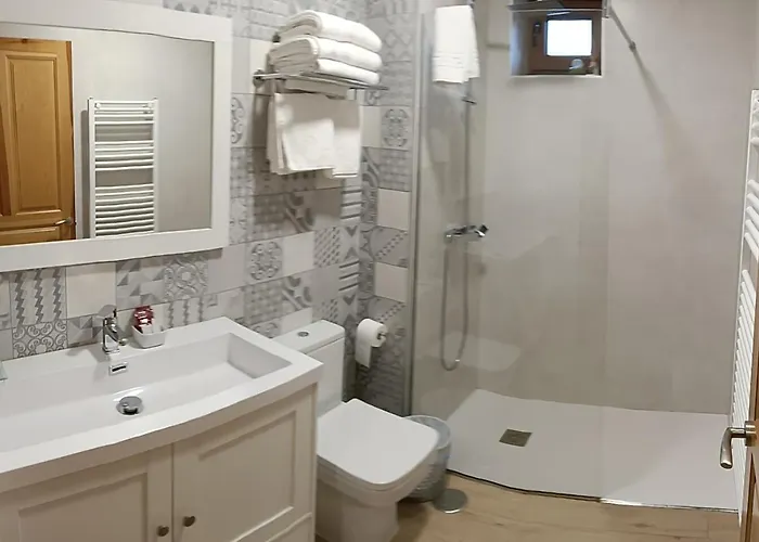 Hostal Pineda Cervera De Pisuerga