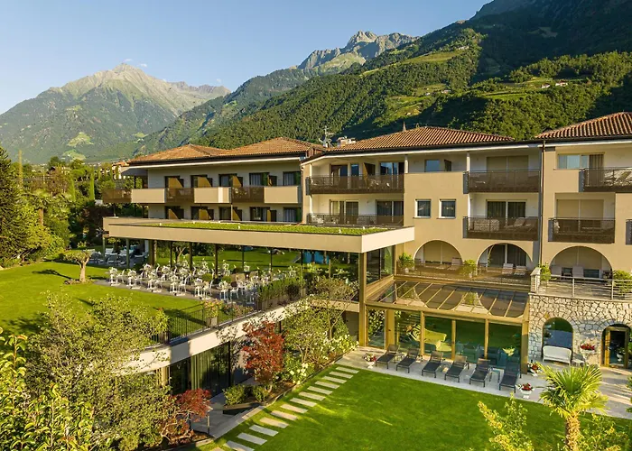 FAYN garden retreat hotel Algund
