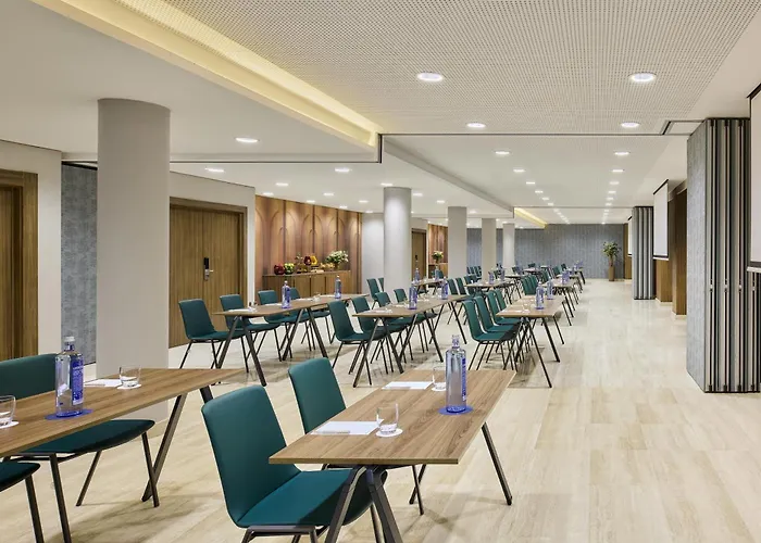 Hotel NH Madrid Nacional admite animales
