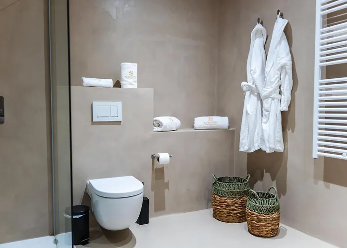 Hotel Boutique Monells Summum