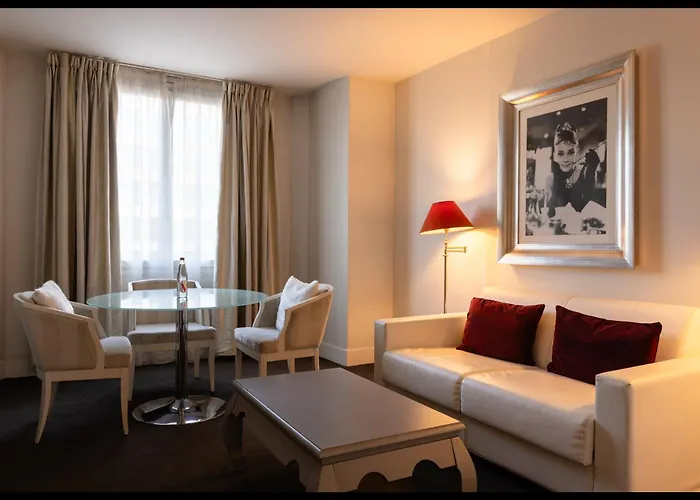 Hotel Renoir