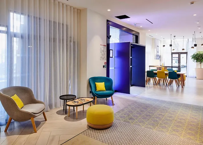 Holiday Inn Nice By Ihg Mit Golfplatz