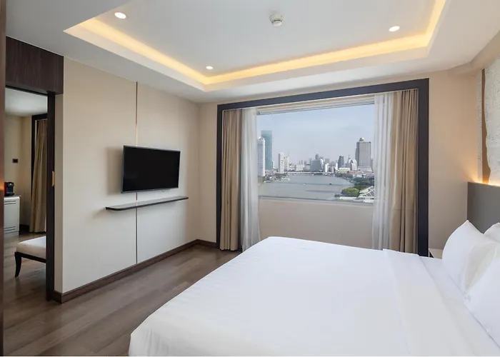 Ramada Plaza By Wyndham Bangkok Menam Riverside 5 sterren