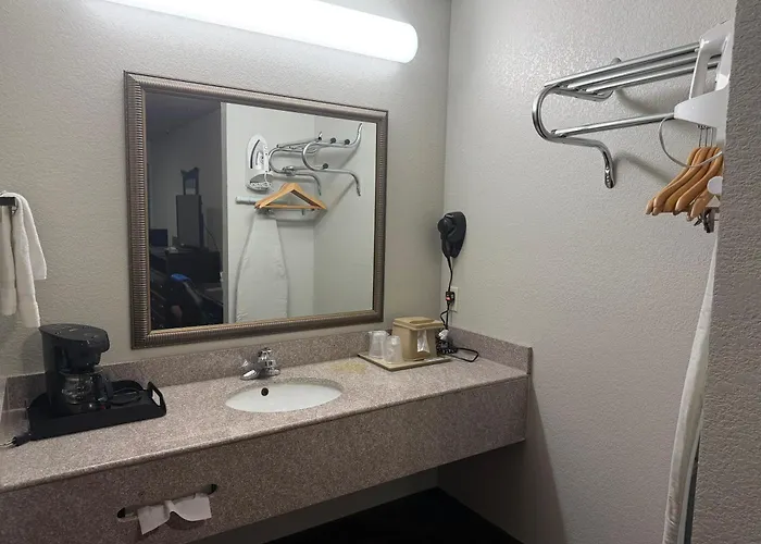 The Magnolia Hotel Searcy