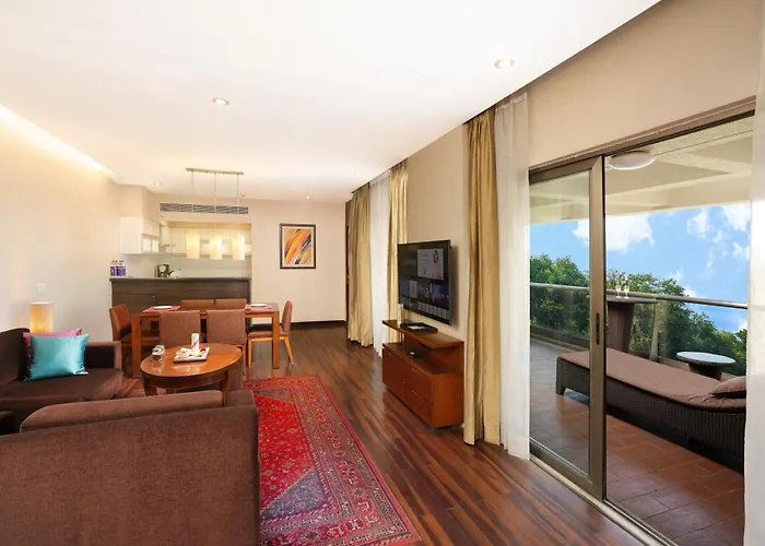 Oakwood Residence Naylor Road Pune