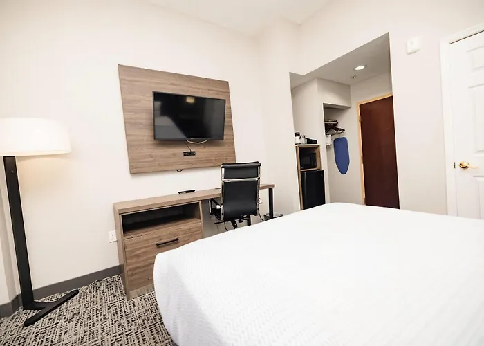 La Quinta By Wyndham Tampa Central