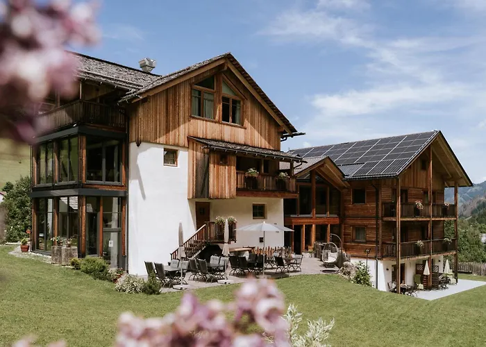Chalet Mornà San Martino in Badia - un hotel a 4 stelle 
