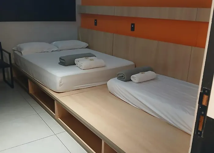 Artsy Vitoria Hostel