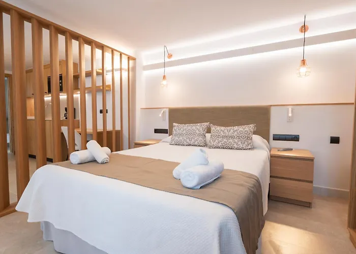 Boetiek Apartamentos Blanco Sol Cala Vadella 