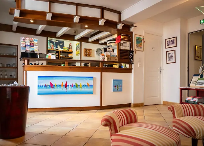 Hotel Les Almadies - Coeur De Ville San Juan de Luz