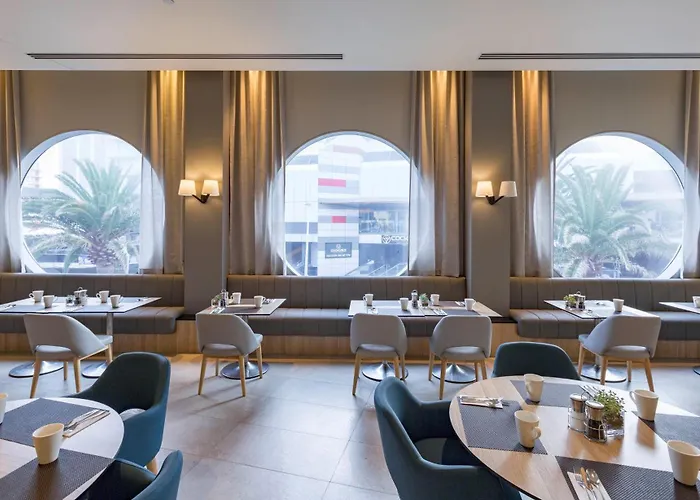 Hilton Surfers Paradise Hotel & Residences
