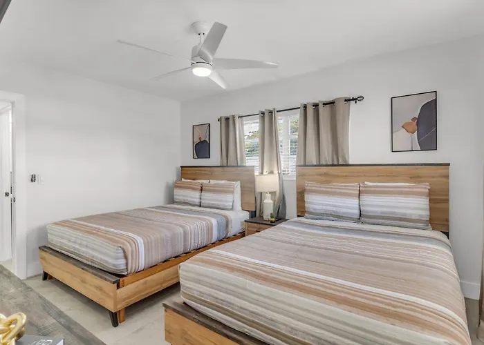 Bayview Regency Apartments By Lowkl