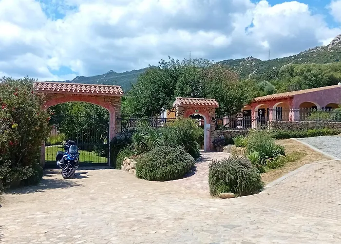 Hotel La Corte Rosada Villasimius
