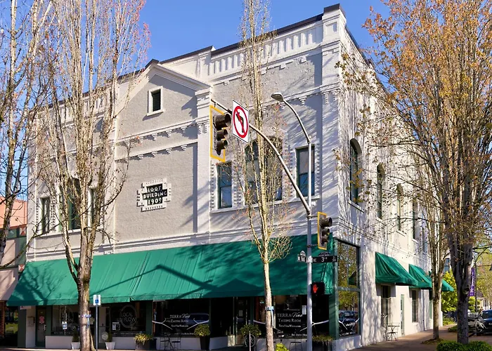 3Rd Street Flats