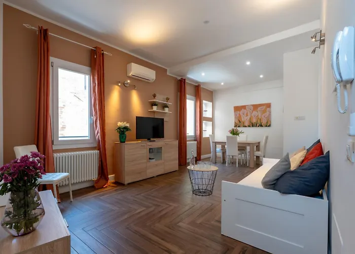 Gold Apartment Ferrara