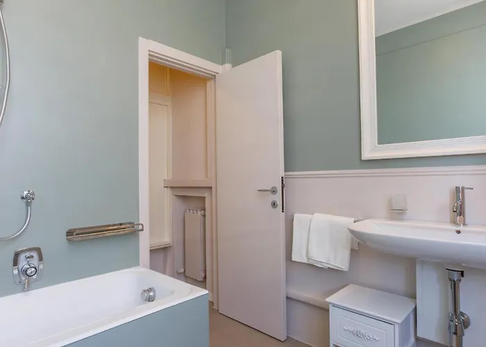 Lodge a Cattolica 