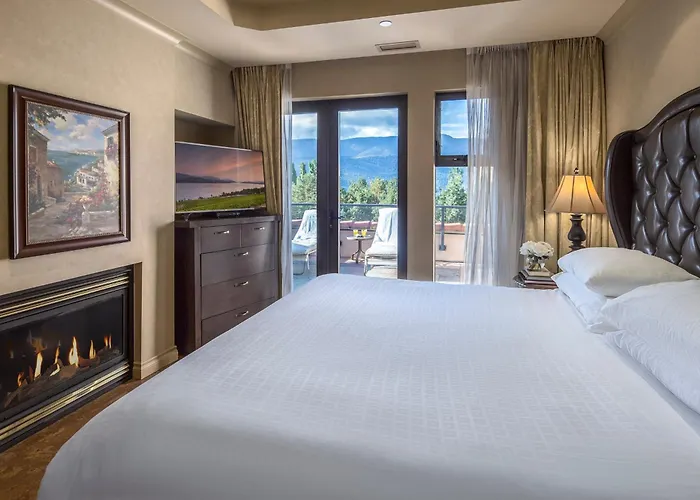 The Royal Kelowna - Bellstar Hotels & Resorts - 4 star Hotel