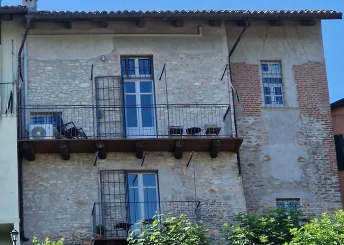 Boutique Hotel Cà 'd Calin Casa nel Borgo Serralunga d'Alba
