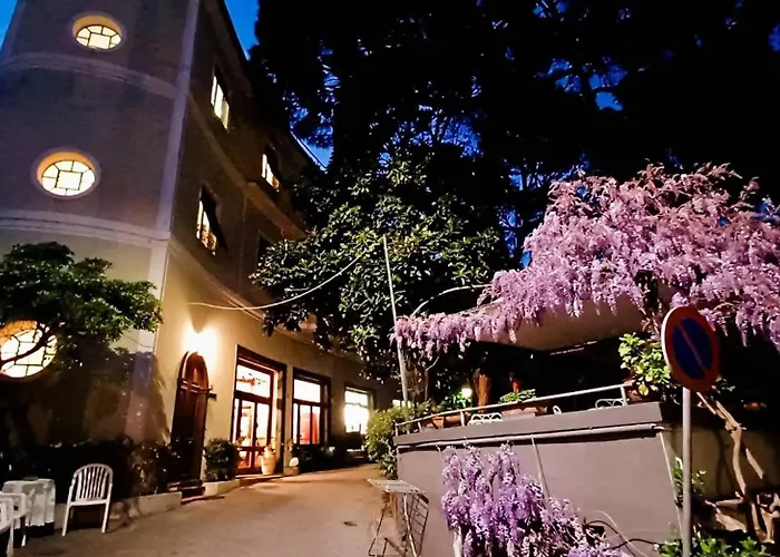 Boutique Hotel Pensione Moderna Bonassola